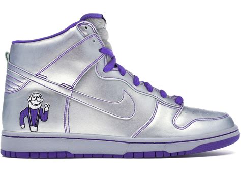 nike sb dinosaur jr fakes